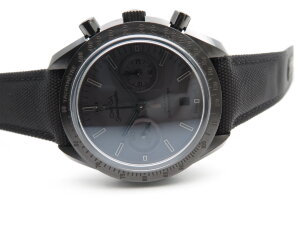 Omega Speedmaster Dark Side of the Moon 311.92.44.51.01.005