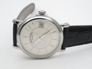 Patek Philippe Calatrava 5153G-010