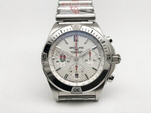 Breitling Chronomat B01 42 Six Nations England Soldier AB0134A71A1A1