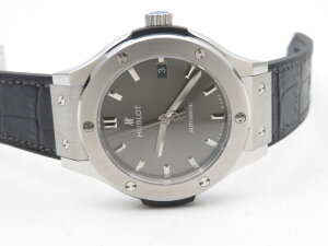 Hublot Classic Fusion 38 565.NX.7071.LR