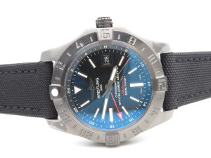 Breitling Avenger II GMT 43 Black Steel M3239010.BF04.109W