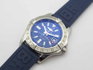 Breitling Avenger II GMT 43 A32390111C1S2