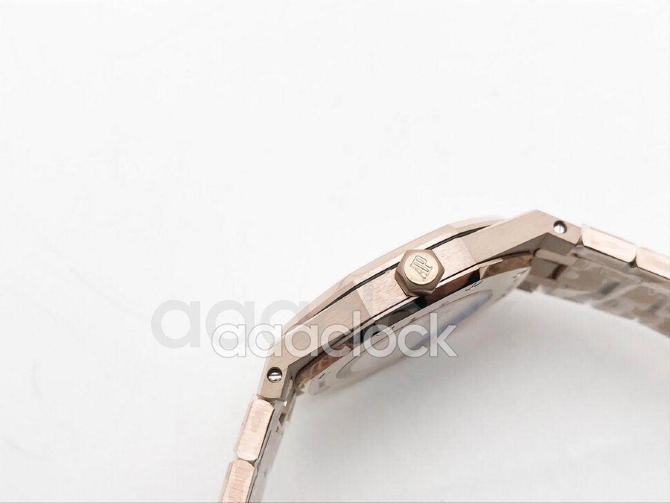 Audemars Piguet Royal Oak Quartz 67651OR.ZZ.D080CA.05 Арт. 14950 Арт. 14950