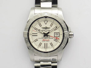 Breitling Avenger II GMT A3239011G778