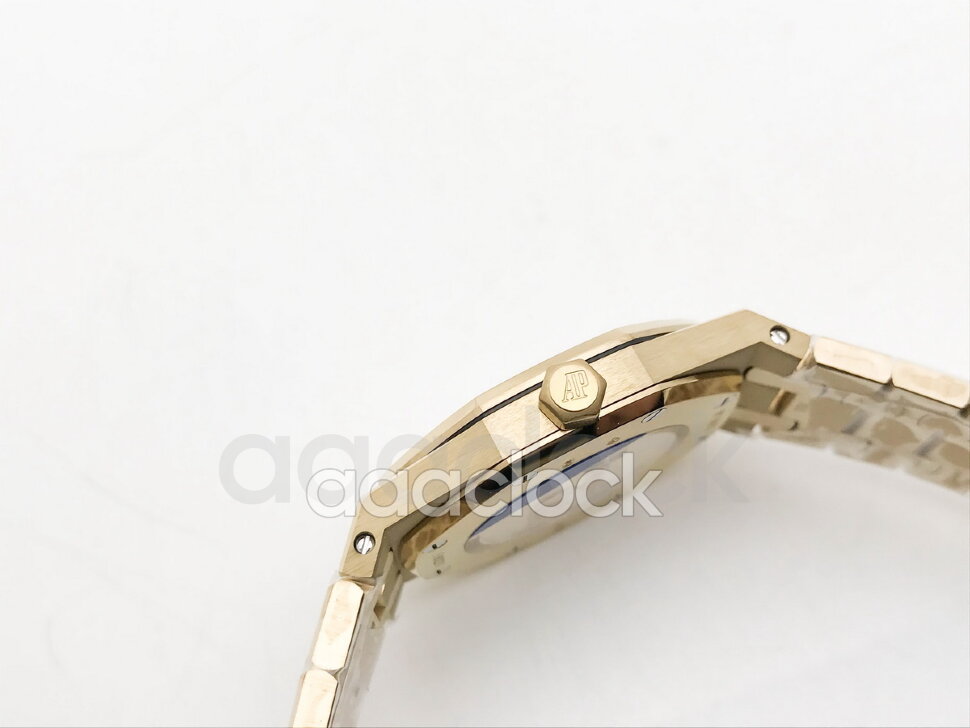 Audemars Piguet Royal Oak Quartz 67651OR.ZZ.D080CA.08 Арт. 14954 Арт. 14954