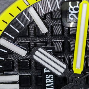 Audemars Piguet Royal Oak Offshore Diver Forged Carbon 15706AU.OO.A002CA.01