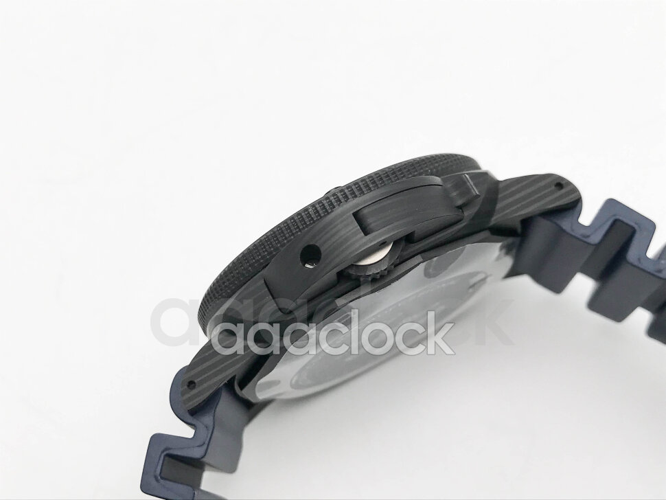 Panerai Submersible QuarantaQuattro Carbotech Blu Abisso PAM01232 Арт. 13947 Арт. 13947
