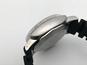 Panerai Submersible QuarantaQuattro Luna Rossa PAM01391