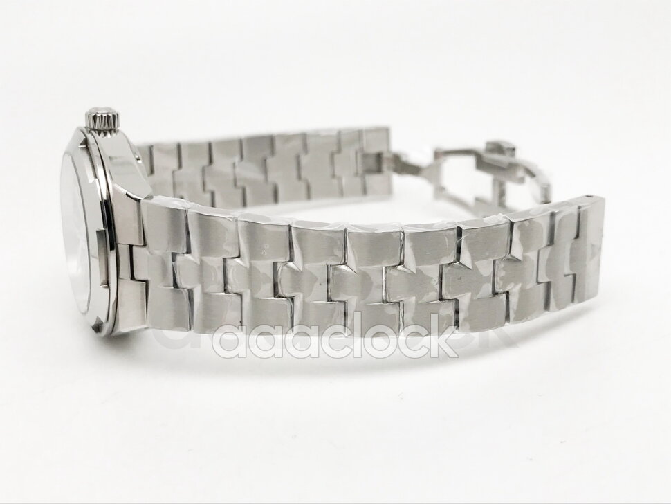 Vacheron Constantin Overseas Date 4600V/200A-B980 Арт. VC-4004 Арт. VC-4004
