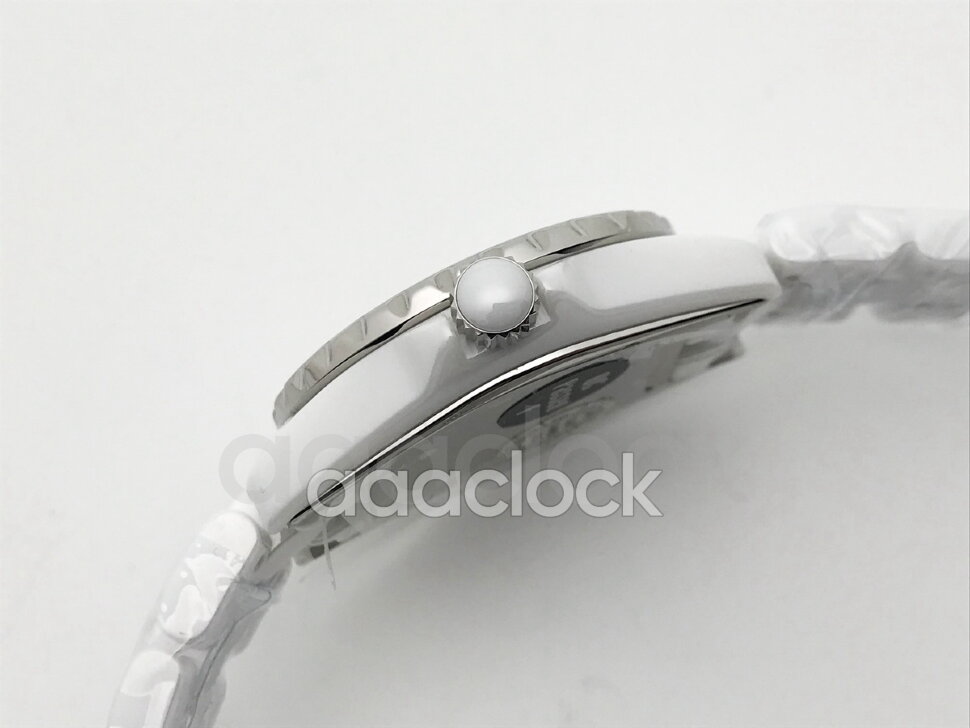 Chanel J12 33mm H5704 Арт. 1678 Арт. 1678