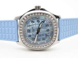 Patek Philippe Ladies Aquanaut Blue 5072G-001