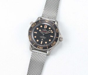 Omega Seamaster Diver 300M James Bond No Time to Die 210.90.42.20.01.001