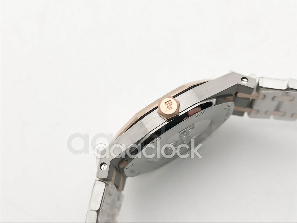 Audemars Piguet Royal Oak Quartz 67651ST.ZZ.D002CR.03 Арт. 14793 Арт. 14793