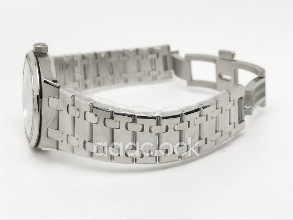 Audemars Piguet Royal Oak Quartz 67651ST.ZZ.D002CR.04 Арт. 14794 Арт. 14794