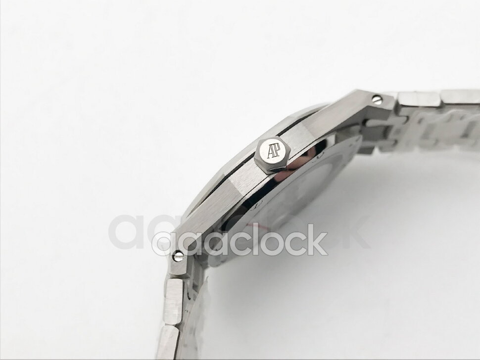Audemars Piguet Royal Oak Quartz 67651ST.ZZ.1261ST.01 Арт. 14795 Арт. 14795
