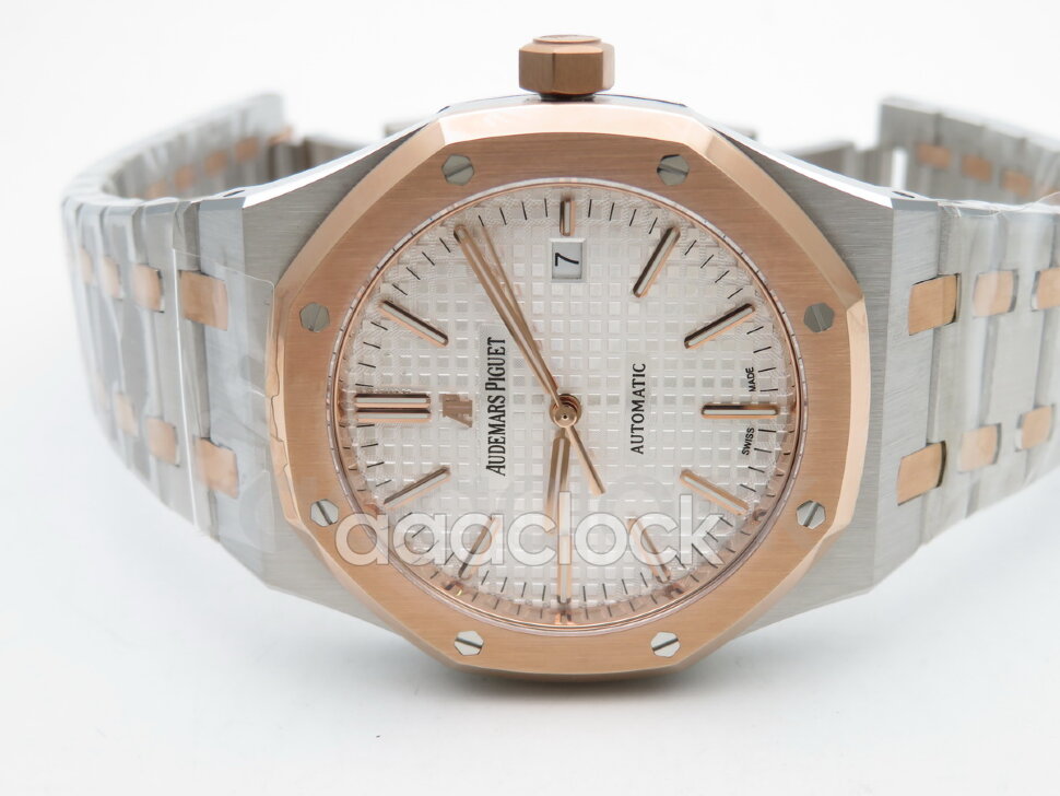Audemars Piguet Royal Oak Automatic 15400SR.OO.1220SR.01 Арт. AP-0072 Арт. AP-0072
