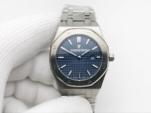 Audemars Piguet Royal Oak Quartz 67651IP.ZZ.1261IP.02
