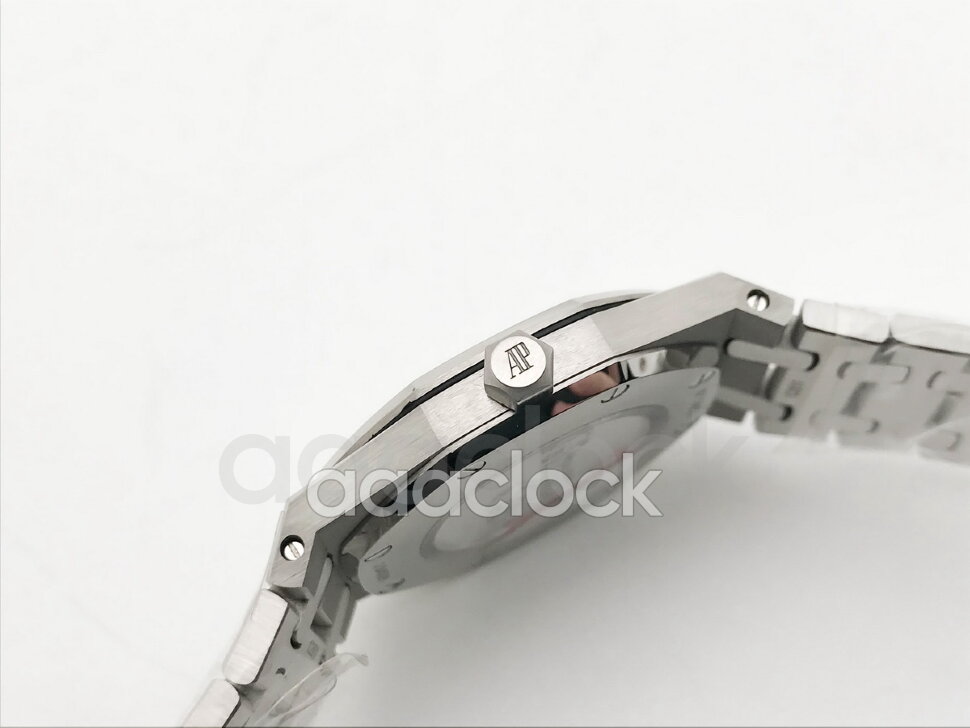 Audemars Piguet Royal Oak Quartz 67651IP.ZZ.1261IP.02 Арт. 14797 Арт. 14797