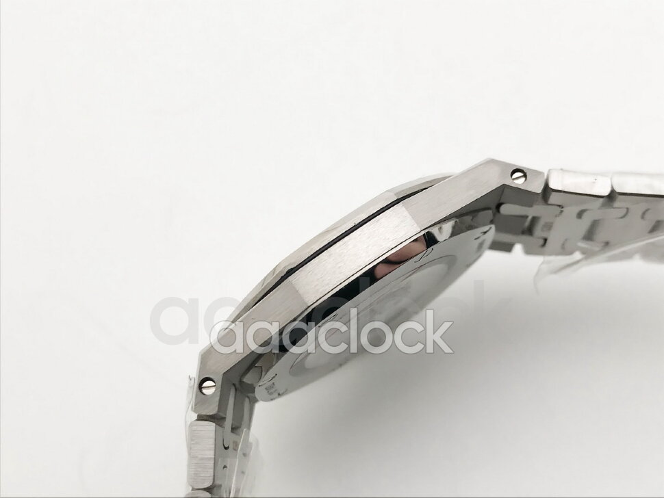 Audemars Piguet Royal Oak Quartz 67651IP.ZZ.1261IP.02 Арт. 14797 Арт. 14797